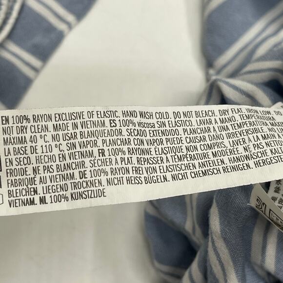 FOREVER 21 Rompers Women M Blue White Striped V-Neck Long Sleeve STAIN - Picture 5 of 6